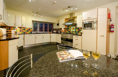 Ambleside Haus | Swallows House - Vier Schlafzimmer Haus, Schläft 8