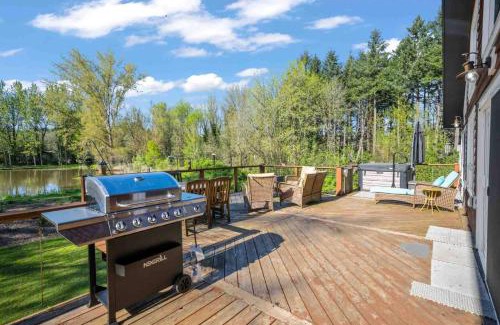 Salem Haus | Swallows Nest