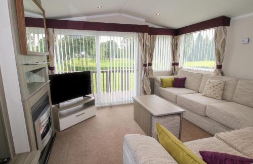 Aymestrey Haus | Swan