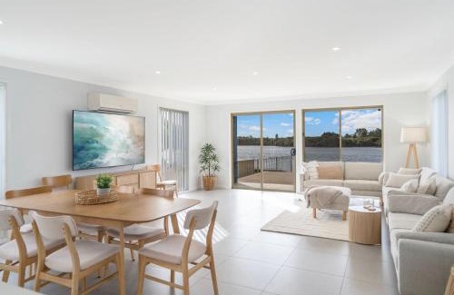 Swansea Haus | Swansea Lake Front Retreat