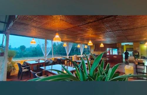 Hireguthi Haus | Swarnagandha Cottages and Family rooms