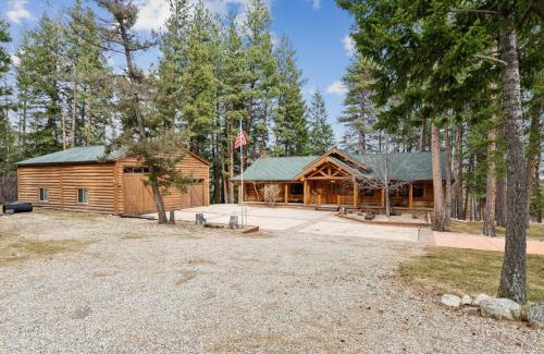 Victor Haus | Sweathouse Creek Lodge