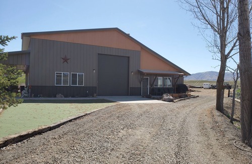 Sweet Haus | Sweet Home near Sweet, Sqaw Butte, Ola, Montour and Hot Springs!