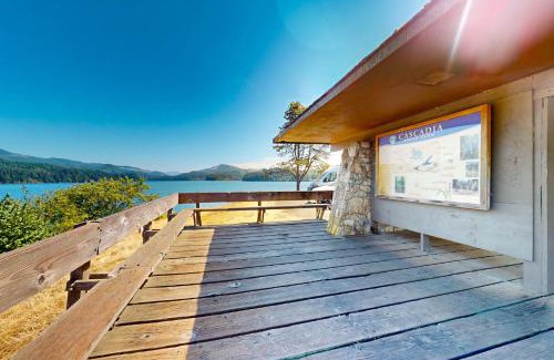 Foster Haus | Sweet Home Retreat