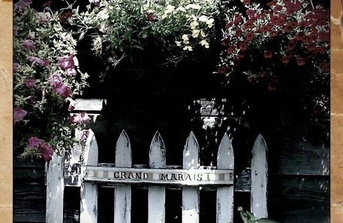 Grand Marais Hütte | SÜSSE COTTAGE MIT ZWEI SCHLAFZIMMERN, EIN BLOCK VOM HAFEN IN GRAND MARAIS