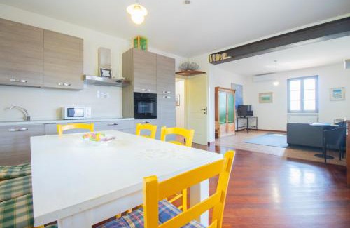 Lonato del Garda Haus | swimming pool and private garden, Casa in collina