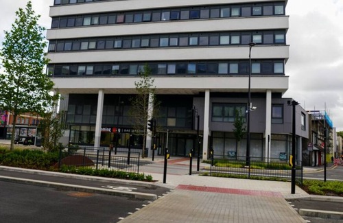 Swindon Wohnung | Swindon Centre Apartment 3 min walk to train and main bus station