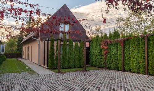 Bank Wohnung | Tó apartmanházak