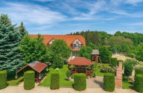 Buk Haus | Tóth Vendégház