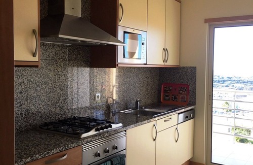 Albufeira Wohnung | T1 +1 Wohnung, renoviert, schöne Aussicht auf das Meer und den Hafen, WiFi & A / C