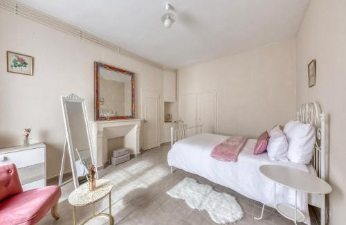 La Queue-les-Yvelines Wohnung | T2 calme avec Parking privé - 20 min Versailles - Paris à la campagne