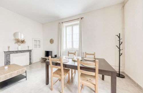 La Queue-les-Yvelines Wohnung | T2 calme avec Parking privé - 20 min Versailles - Paris à la campagne
