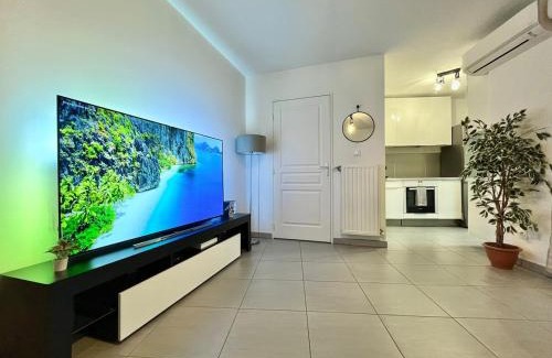 Decines-Charpieu Wohnung | T2 cosy avec parking - Goupama Stadium LDLC Arena