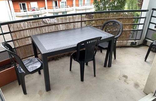 Gex Wohnung | T2 Meublé + Grand Balcon à Gex