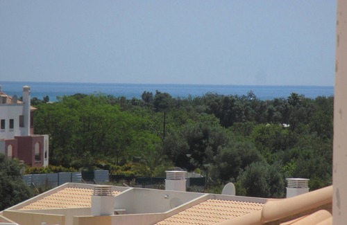 Canada Wohnung | T2 Yellow Triangle / Beautiful and practically furnished apartment with a view