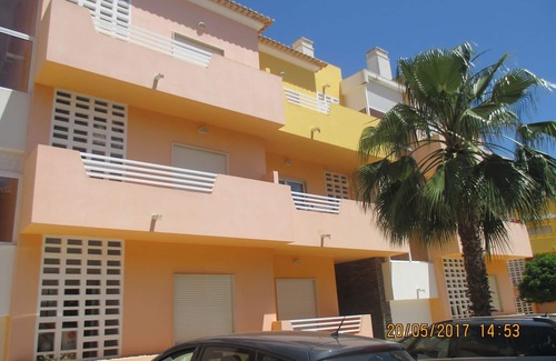 Canada Wohnung | T2 Yellow Triangle / Beautiful and practically furnished apartment with a view
