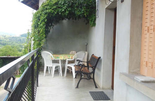 Dortan Haus | T3 house with terrace and balcony