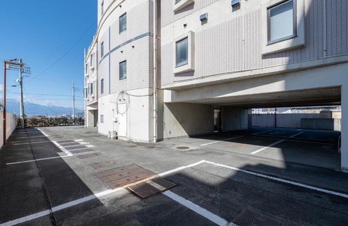 Fuefuki Hotel | Raku Serina