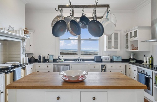 Tolmie Haus | Tabletop Farm: 4 BR, 2 BA House in Tolmie, Sleeps 11