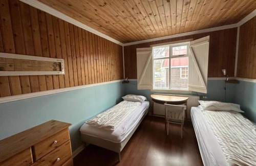 Reydarfjoerdur Haus | Taergesen Guesthouse