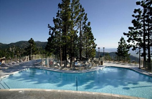 Tahoe Village Wohnung | Tahoe - A Mountain Retreat with commanding views