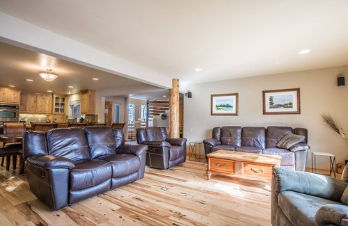 Tahoe Keys Haus | Tahoe Keys Villa - Billardtisch, Sauna, Wasser Dock