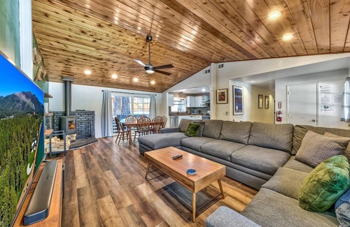 Black Bart Haus | Tahoe Mtn- 3BR, 2BA, Spa, 10 Min to Ski, Pets OK