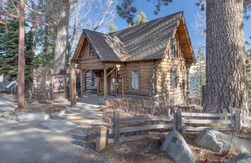 Tahoe Sierra Estates Haus | Tahoe Taverns 101 by Tahoe Mountain Properties