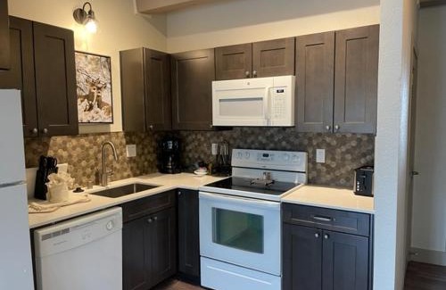 Tahoe Village Resort | Tahoe Trail Resort