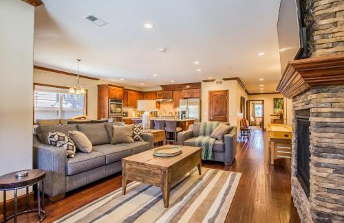 South Lake Tahoe Villa | Tahoe Woods 201 - Favorite Walk to Gondola Lake Casinos AC