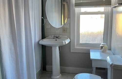 Platte County Sonstige | Take it easy at this unique and tranquil getaway.