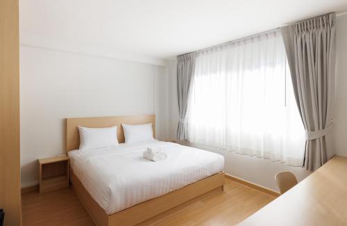 Bang Na Hotel | Takka Hotel - Bearing