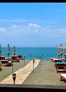 Sakës Wohnung | Tale beachfront flat