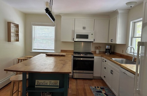 Hall Quarry Haus | Gut ausgestattetes Glücksspiel in der Nähe von Acadia's Echo Lake und Trails! Blick auf den Echo See ..