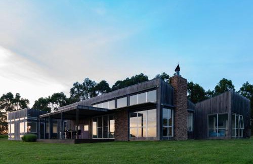 Foster Haus | Tall Trees Country Escape