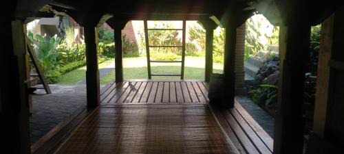 Sawan Haus | Tamansari Homestay