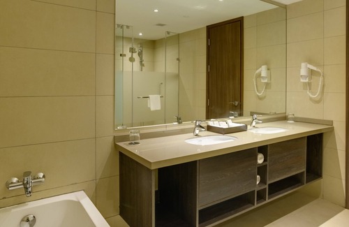 Nairobi West Hotel | Tamarind Tree Hotel