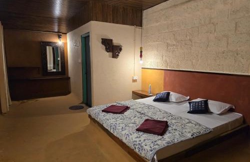Bhatkal Haus | Tamra river edge stay
