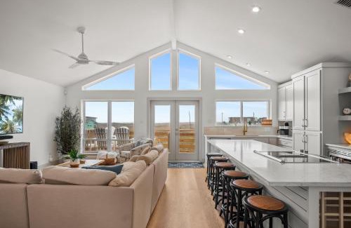 Sand Point Haus | Tan Lines and Fine Wines