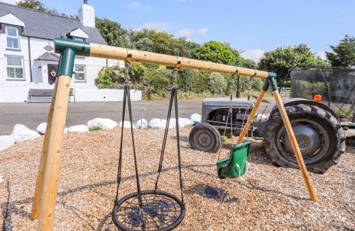 Rhyd-y-clafdy Haus | Tan Yr Allt