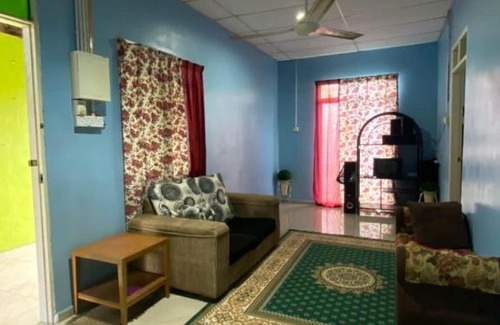 Kampung Padang Jambu Haus | Tanjung Pagar Homestay 3 Bilik Tidur, 2 Bilik Air