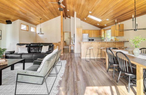 Sunriver Kabine | Tanner by AvantStay | Modern Cascades Escape