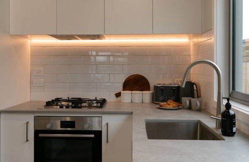 Taradale Haus | Taradale Gem - stylish 3-bed home in Taradale