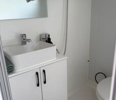 Taree Wohnung | Taree CBD Tiny backyard POD