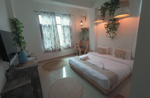 Dharamshala Haus | Taroh Rustic Roots & Wilderness