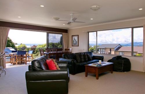 Kuratau Haus | Tawiri Treasure - Kuratau Holiday Home