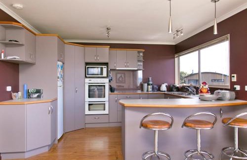 Kuratau Haus | Tawiri Treasure - Kuratau Holiday Home