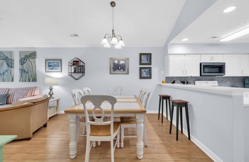 Pawleys Island Eigentumswohnung | *TB 14I* Updated 3 bedroom True Blue Condo on golf course