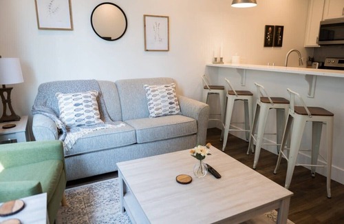 Traverse City Eigentumswohnung | TC Condo with Private Rooftop!