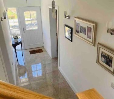 Falcarragh Haus | Teach Dunmore in the heart of Donegal Gaeltacht.